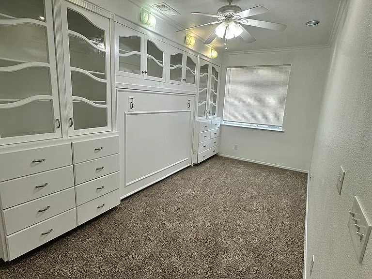 5753 W Bedford Ave — Photo 11