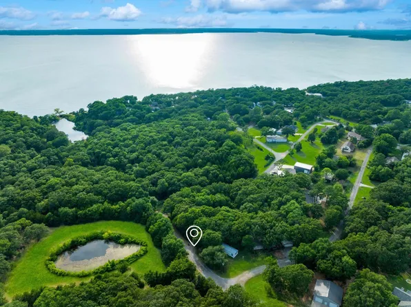 131 Fisherman Rd, Pottsboro, TX 75076