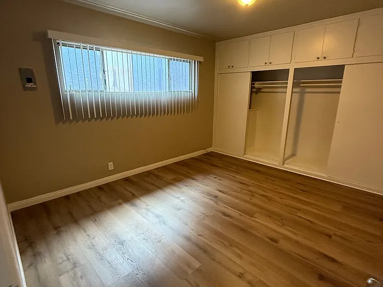 1080 Hoffman Ave #6 — Photo 8