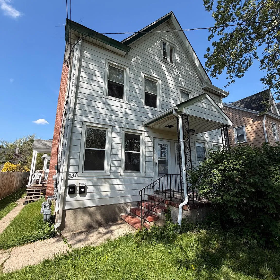 2 bed, 1627 sqft, $1,700 — Photo 1