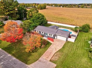 11149 N Evergreen Dr, Birch Run, MI 48415