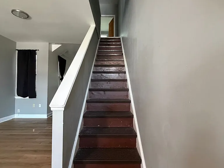 1316 S May St — Photo 12