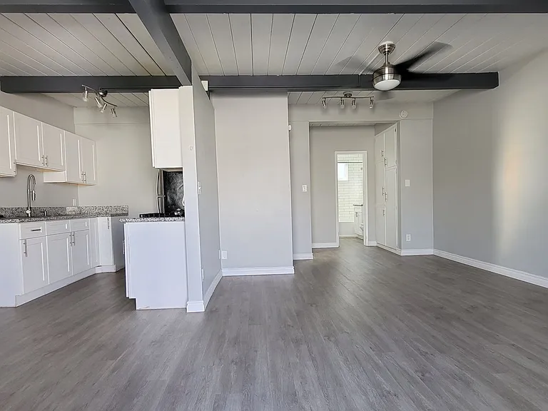 4533 Contour Blvd. — Photo 5