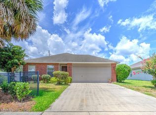 11702 Hayden Lakes Dr, Jacksonville, FL 32218