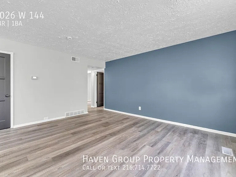4026 W 144th St — Photo 5