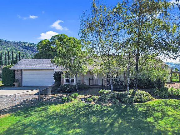 3rd image of 7056 Madrone Ln