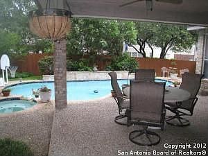 3rd image of 22 Silverhorn Dr