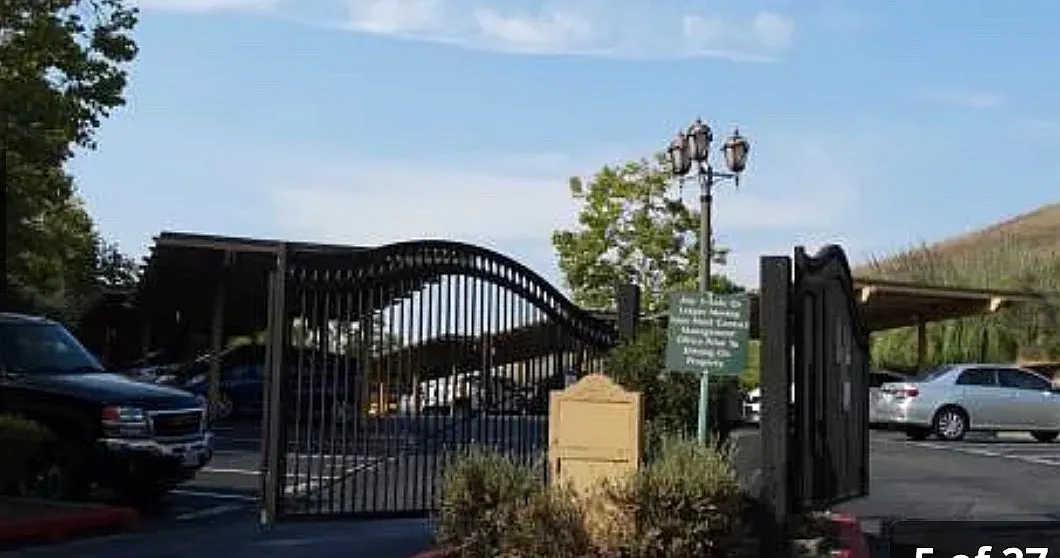 805 Watson Canyon Ct — Photo 3