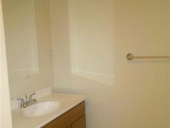 3rd image of 157 Ramage St #2