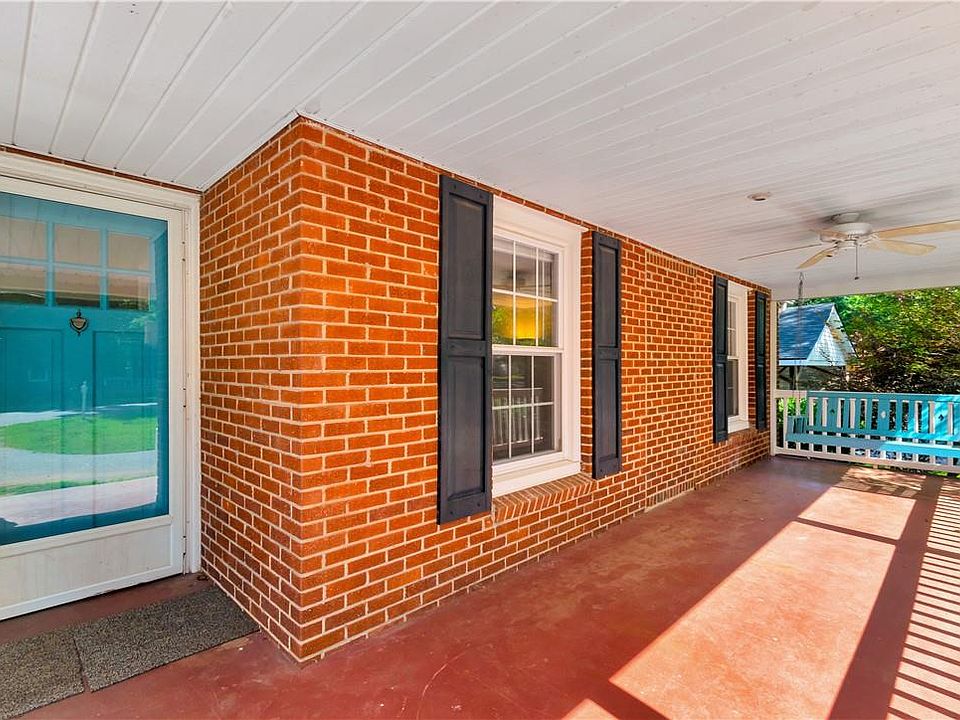 1050 S Brady Ave, Newton, NC 28658 Zillow