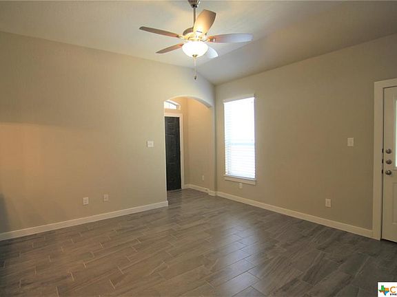 2nd image of 1155 Creekside Orch