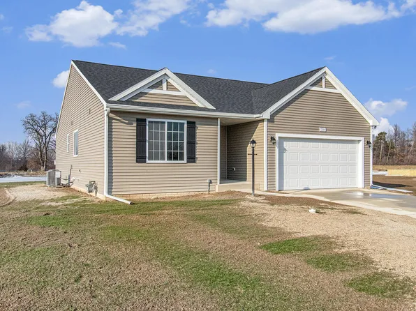 400 Carefree Ct, Niles, MI 49120