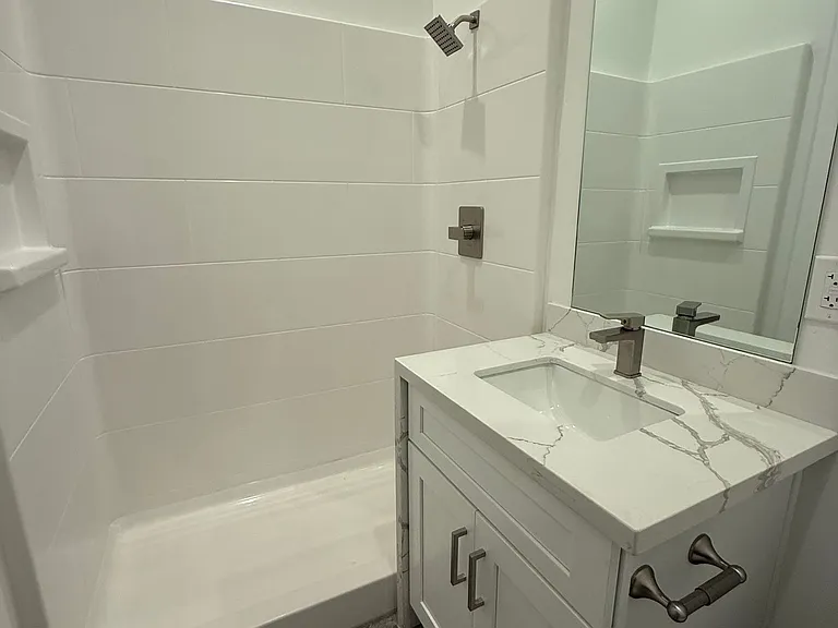 455 Lofts — Photo 7
