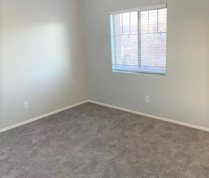 14789 W Jenan Dr — Photo 12