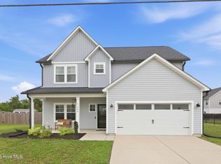 284 E Ivybridge Drive, Hubert, NC 28539