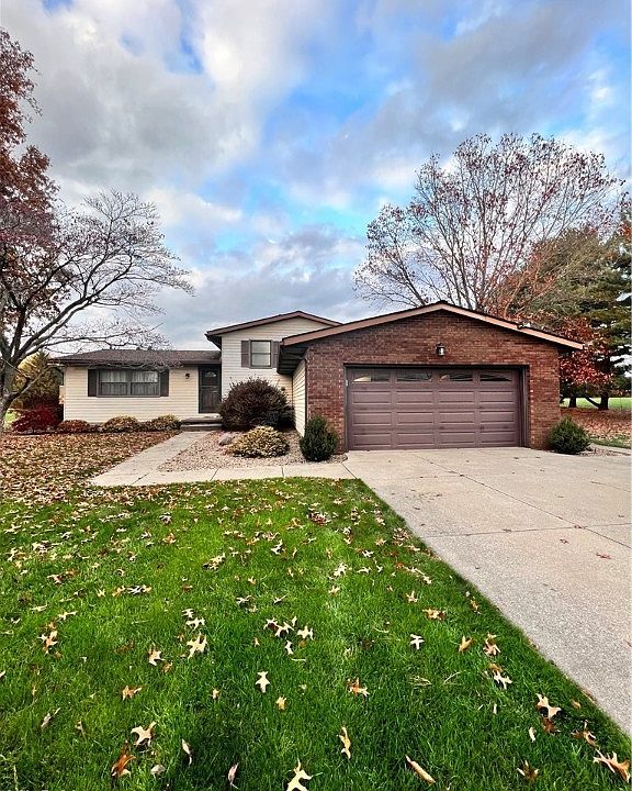 1st image of 18428 William Dr