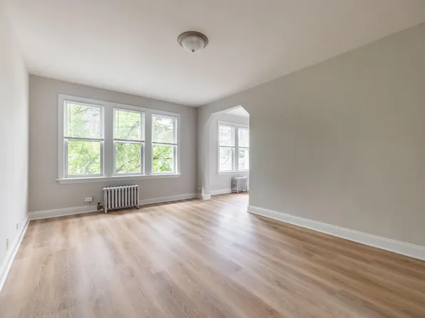 2606 N Kimball Ave #4-11, Chicago, IL 60647
