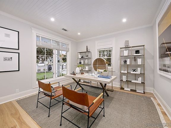 5th image of 561 Marina Ave