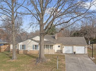 3305 S Hawthorne Ave, Independence, MO 64052