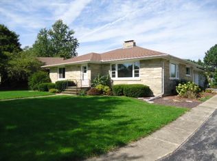 318 E 6th St, Gridley, IL 61744