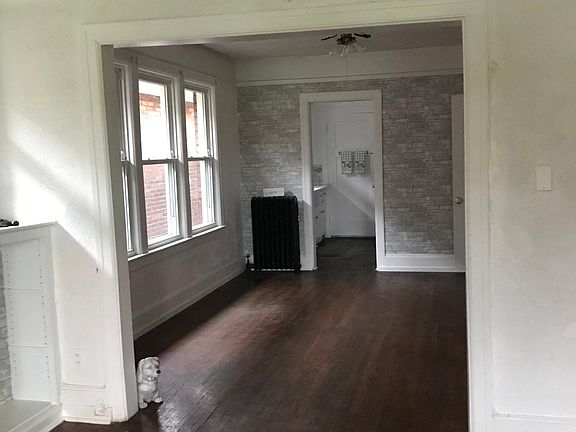 3rd image of 1717 Virginia Park St