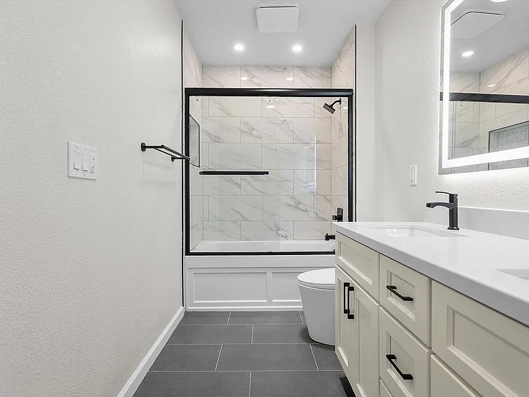 2026 San Antonio Ave #C — Photo 22