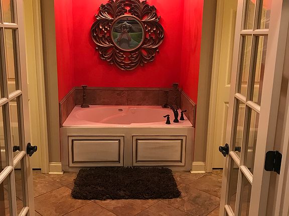 Master tub
