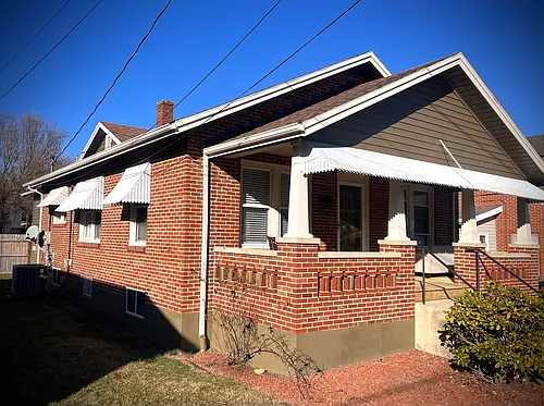 412 W Oldtown St Photo 1