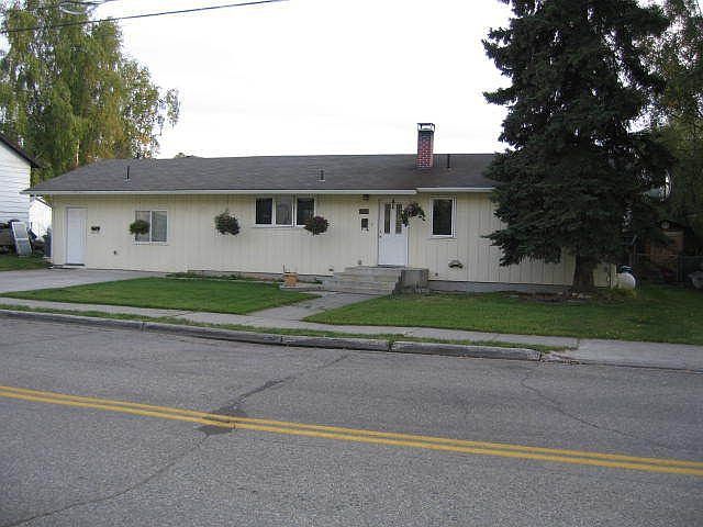 1st image of 655 11th Ave