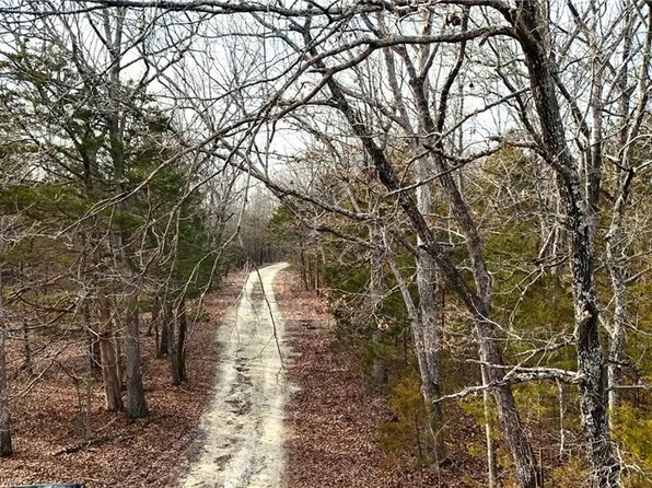 1 Tar Blue Ln, Dittmer, MO 63023