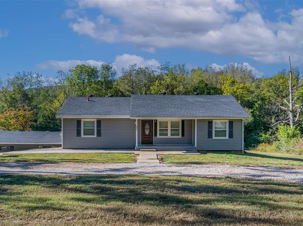 1021 N Campbell Rd, Bowling Green, KY 42101