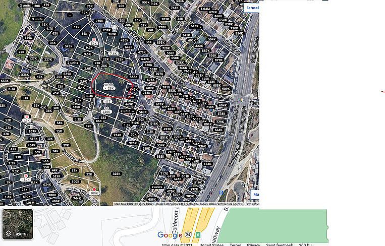 2nd image of 2834 Forest Park Dr