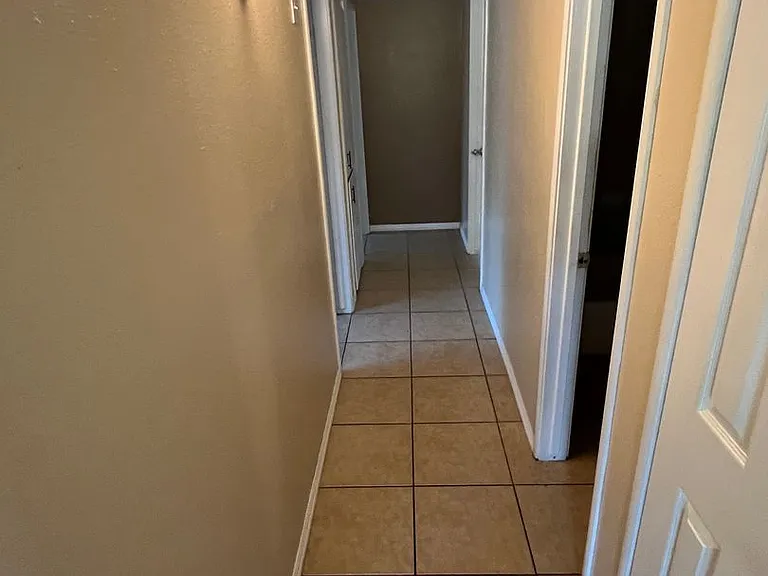 427 N Santa Ana St — Photo 5