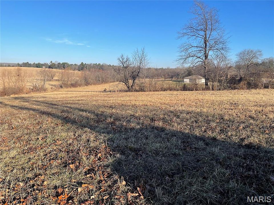 1st image of 9 Shady Ln