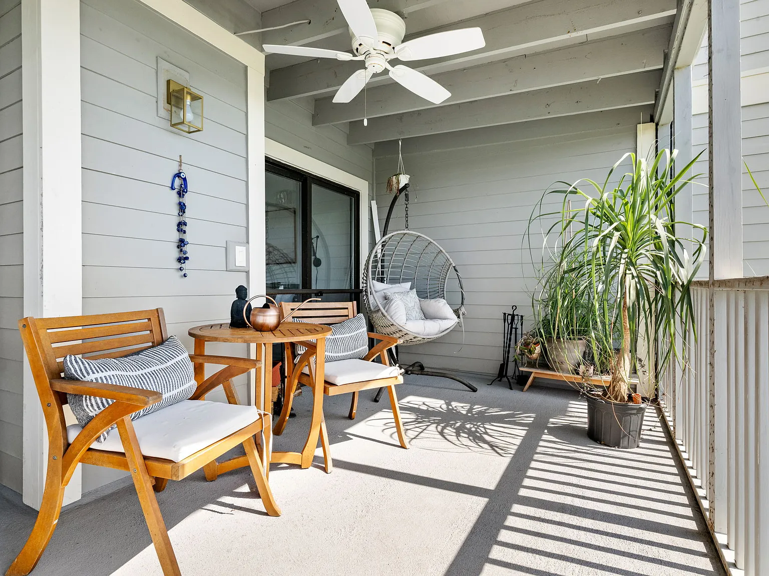 2 bed, 938 sqft, $4,800 — Photo 4