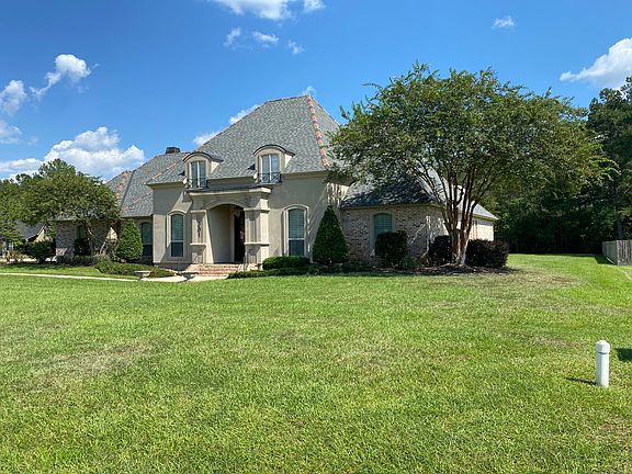 4th image of 301 Long Lake Dr