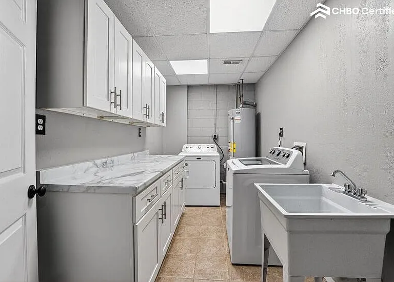 490 Beechwood Cir — Photo 30