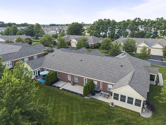 4th image of 5771 Burke Cir #1202