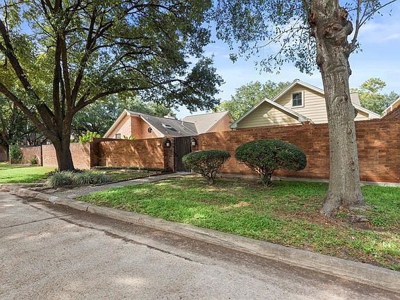 2nd image of 4720 Cashel Cir