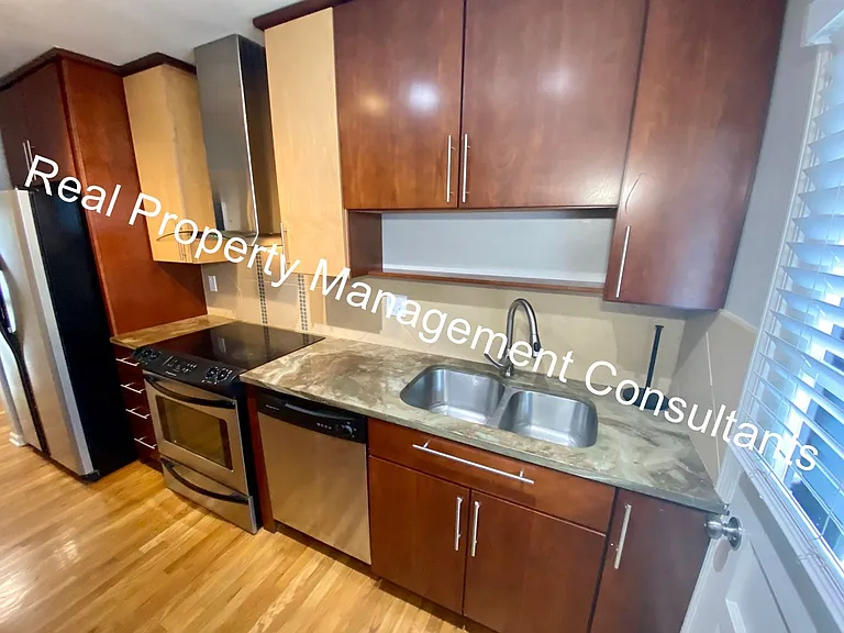 4209 Clark Ave #2 — Photo 7