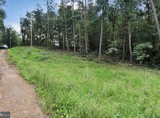 3072 Locust Grove Rd, Hedgesville, WV 25427