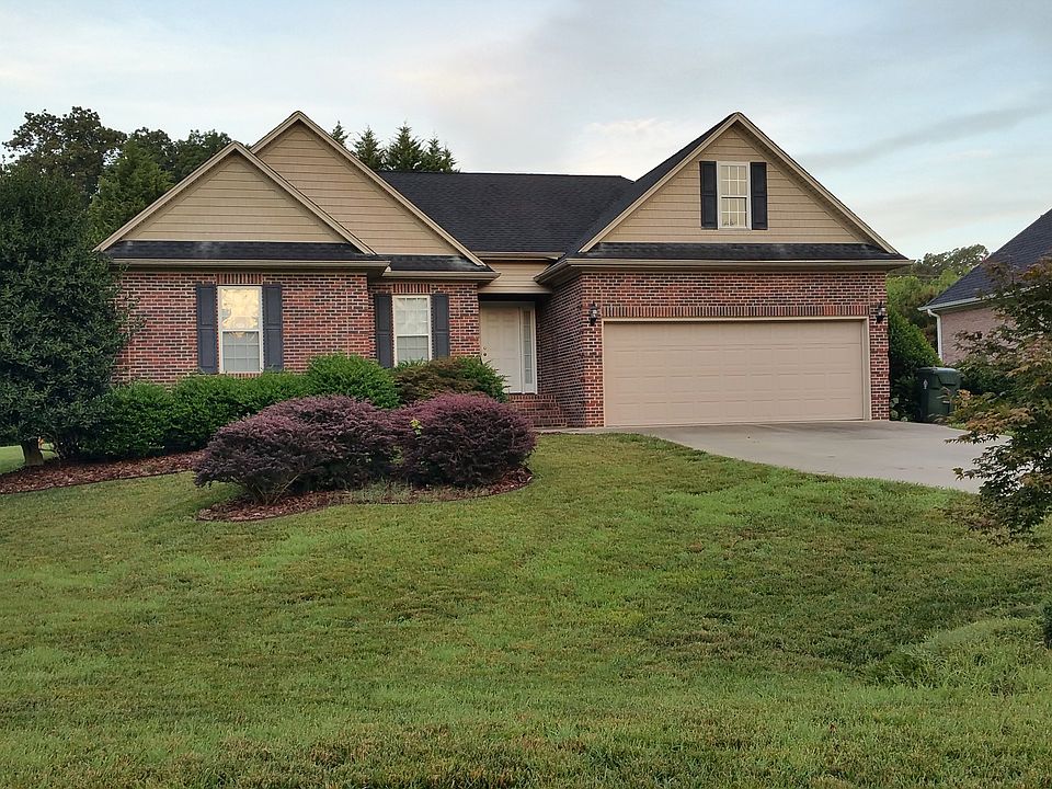 1st image of 319 Landry Dr