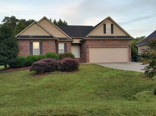 319 Landry Dr, Kings Mountain, NC 28086