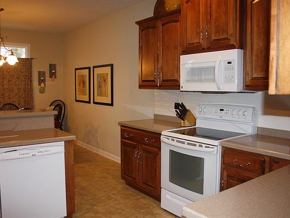 3rd image of 5305 Rosebrock Ln
