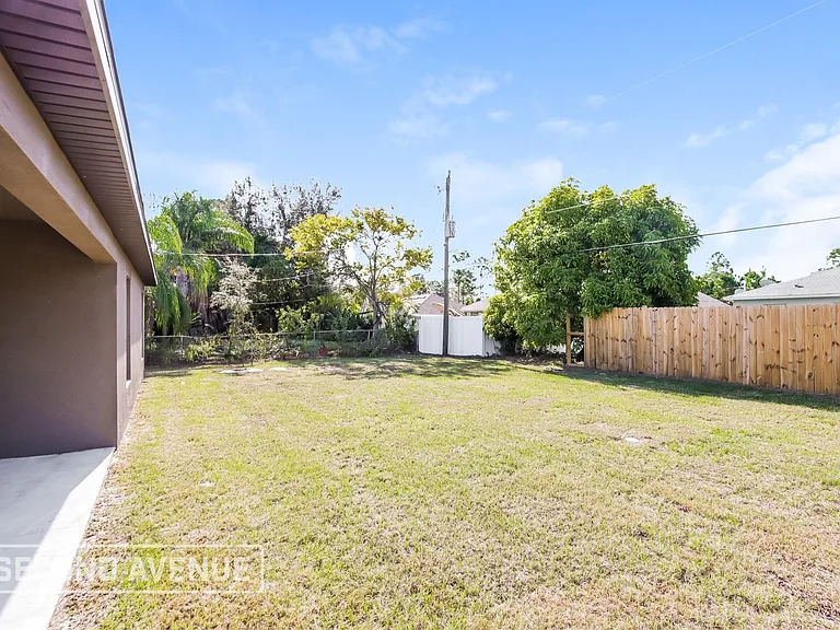 2986 Tivoli Ave SE — Photo 16