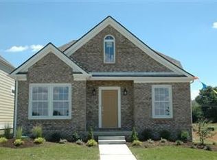 176 Ridge View Rd, Versailles, KY 40383