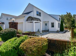 96 Longwood Dr, Manahawkin, NJ 08050
