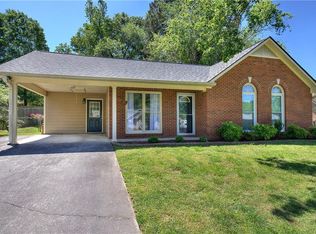 17 Eden Dr NW, Rome, GA 30165