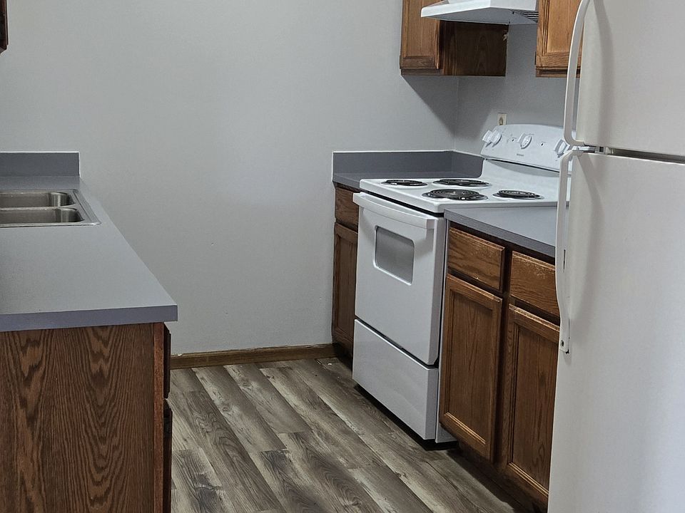 1st image of 1036 Abbey Ct #3
