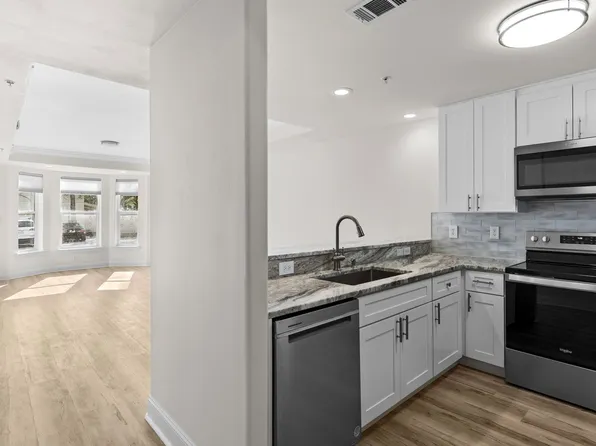 251 Mattie M Kelly Blvd Unit 105, Destin, FL 32541